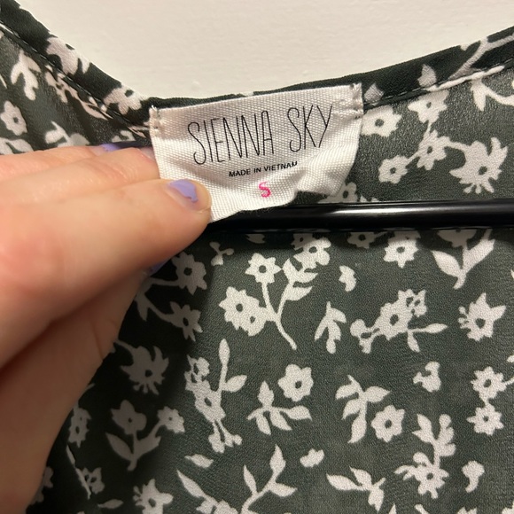 Sienna sky top - Picture 2 of 3